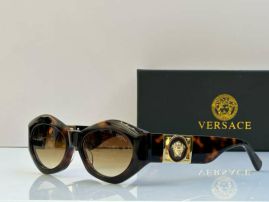 Picture of Versace Sunglasses _SKUfw55560373fw